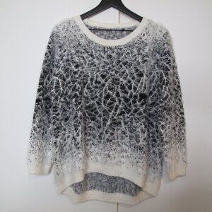 UNBRANDED Black and White Eyelash Sweater